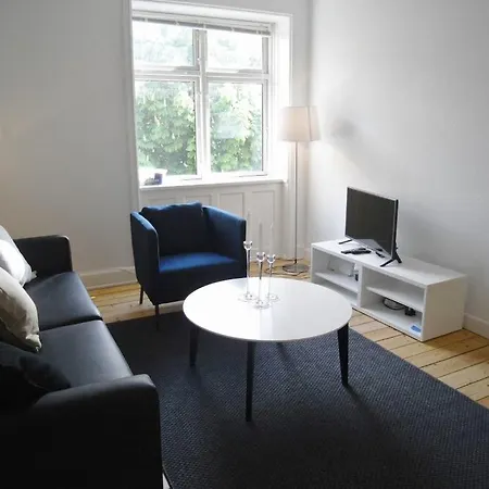 Bright In Elegant Osterbro Apartment Copenhagen